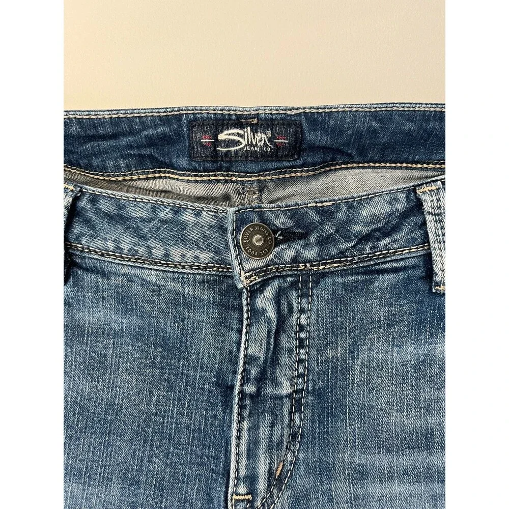 Silver Jeans Co. Sam Relaxed Fit Mid Rise Jeans Women’s Size 18 L27 Dark/Medium - Picture 2 of 7